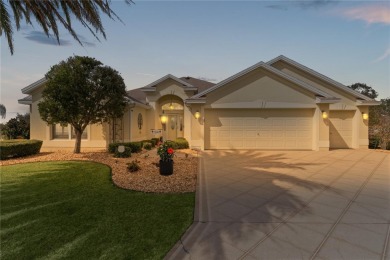 ~ROOM FOR A POOL~ ~ GLASS ENCLOSED LANAI~ ~GOLF CART GARAGE~ on The Links of Spruce Creek in Florida - for sale on GolfHomes.com, golf home, golf lot