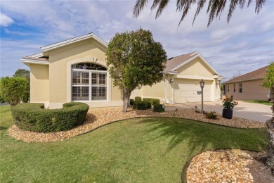 ~ROOM FOR A POOL~ ~ GLASS ENCLOSED LANAI~ ~GOLF CART GARAGE~ on The Links of Spruce Creek in Florida - for sale on GolfHomes.com, golf home, golf lot