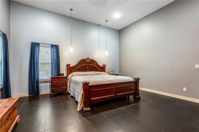 Welcome to your private escape in Bella Vista, Arkansas! Tucked on Bella Vista Country Club - Highlands in Arkansas - for sale on GolfHomes.com, golf home, golf lot