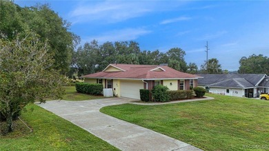 This house may be older, but it has good bones and has been on LakeSide Country Club in Florida - for sale on GolfHomes.com, golf home, golf lot