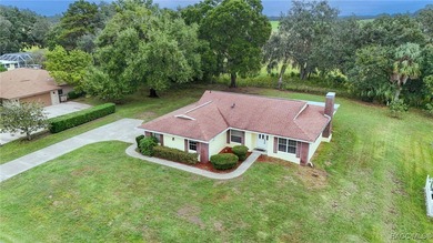 This house may be older, but it has good bones and has been on LakeSide Country Club in Florida - for sale on GolfHomes.com, golf home, golf lot