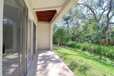 Under contract-accepting backup offers. SELLER OFFERING CREDIT on The Dunedin Country Club in Florida - for sale on GolfHomes.com, golf home, golf lot