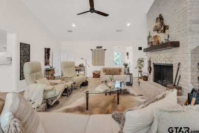 Welcome to this Traditional, with a Modern flare, home that has on Hide-A-Way Lake Golf Course in Texas - for sale on GolfHomes.com, golf home, golf lot