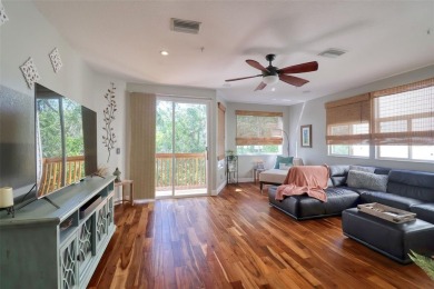 Under contract-accepting backup offers. SELLER OFFERING CREDIT on The Dunedin Country Club in Florida - for sale on GolfHomes.com, golf home, golf lot