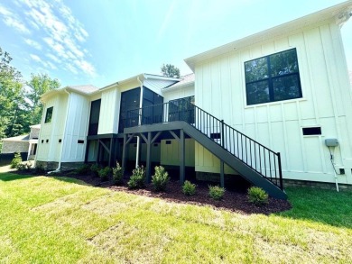 Beautiful new custom single level home with 3 bedrooms, 2.5 on Club At Irish Creek in North Carolina - for sale on GolfHomes.com, golf home, golf lot