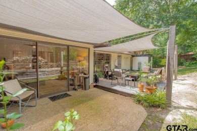 Welcome to this Traditional, with a Modern flare, home that has on Hide-A-Way Lake Golf Course in Texas - for sale on GolfHomes.com, golf home, golf lot