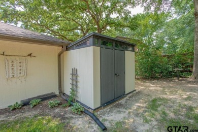 Welcome to this Traditional, with a Modern flare, home that has on Hide-A-Way Lake Golf Course in Texas - for sale on GolfHomes.com, golf home, golf lot