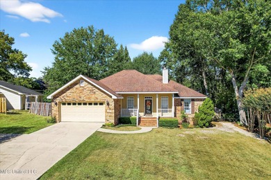 Beautifully maintained and move-in ready on a quiet Diamondhead on Diamondhead Country Club in Mississippi - for sale on GolfHomes.com, golf home, golf lot