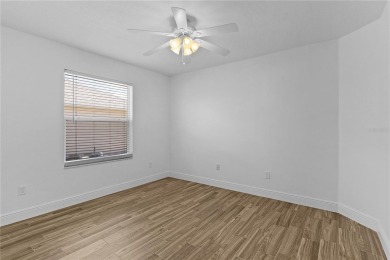 ~NO BOND~ ~2018 ROOF~ ~NO CARPET~ ~2 WALK-IN SHOWERS~ ~2016 HVAC on The Links of Spruce Creek in Florida - for sale on GolfHomes.com, golf home, golf lot