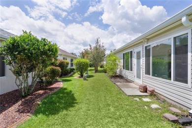 ~NO BOND~ ~2018 ROOF~ ~NO CARPET~ ~2 WALK-IN SHOWERS~ ~2016 HVAC on The Links of Spruce Creek in Florida - for sale on GolfHomes.com, golf home, golf lot