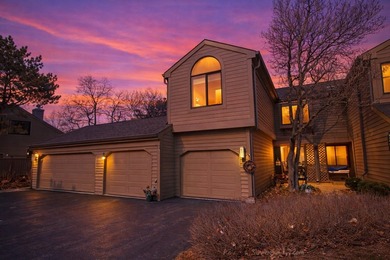 PERFECTION! Rare lakefront townhome in Lake Barrington with on Pine Meadow Golf Club in Illinois - for sale on GolfHomes.com, golf home, golf lot