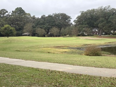 Fabulous price on a vacant and buildable lot within the very on Havana Golf and Country Club in Florida - for sale on GolfHomes.com, golf home, golf lot