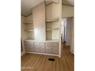Beautifully updated 1994 park model in Carriage Manor, a premier on Fountain of the Sun Country Club in Arizona - for sale on GolfHomes.com, golf home, golf lot