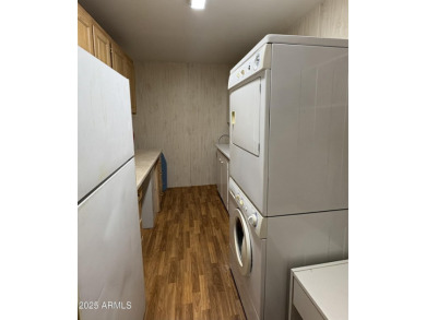 Beautifully updated 1994 park model in Carriage Manor, a premier on Fountain of the Sun Country Club in Arizona - for sale on GolfHomes.com, golf home, golf lot