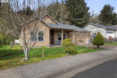 Beautifully maintained single-level home in the desirable Garden on Chinook Winds Golf Resort in Oregon - for sale on GolfHomes.com, golf home, golf lot