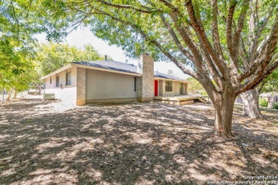 Nestled in the Northern Hills golf club community amongst mature on Northern Hills Golf Club in Texas - for sale on GolfHomes.com, golf home, golf lot