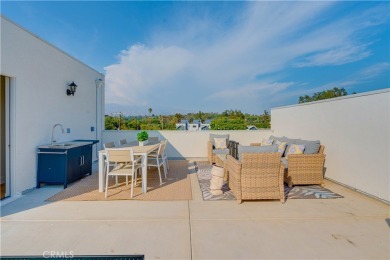 This newly built modern single family residence offers over 2 on Arroyo Seco Golf Course in California - for sale on GolfHomes.com, golf home, golf lot