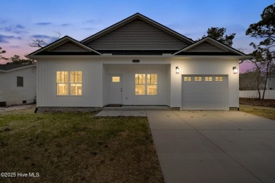 WOW!!! GREAT PRICE  SELLER OFFERING $5,000 IN BUYER CONCESSIONS! on Founders Club At St. James Plantation in North Carolina - for sale on GolfHomes.com, golf home, golf lot