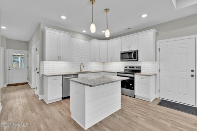 WOW!!! GREAT PRICE  SELLER OFFERING $5,000 IN BUYER CONCESSIONS! on Founders Club At St. James Plantation in North Carolina - for sale on GolfHomes.com, golf home, golf lot