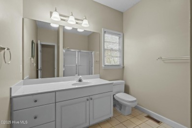 Charming Pinehurst home with Transferable Charter Membership.
 on Pinehurst Resort and Country Club in North Carolina - for sale on GolfHomes.com, golf home, golf lot