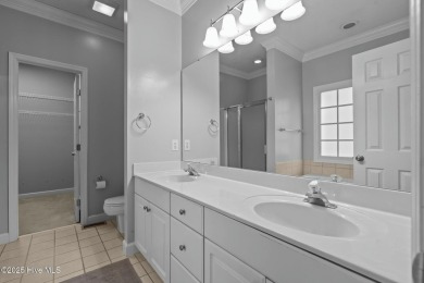 Charming Pinehurst home with Transferable Charter Membership.
 on Pinehurst Resort and Country Club in North Carolina - for sale on GolfHomes.com, golf home, golf lot