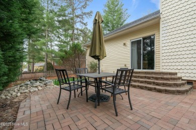 Charming Pinehurst home with Transferable Charter Membership.
 on Pinehurst Resort and Country Club in North Carolina - for sale on GolfHomes.com, golf home, golf lot