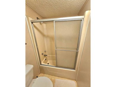 This 2 bedroom 2 bath home is ready for immediate occupancy! on Pine Lakes Country Club in Florida - for sale on GolfHomes.com, golf home, golf lot