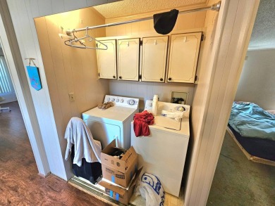 This 2 bedroom 2 bath home is ready for immediate occupancy! on Pine Lakes Country Club in Florida - for sale on GolfHomes.com, golf home, golf lot