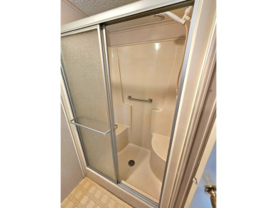 This 2 bedroom 2 bath home is ready for immediate occupancy! on Pine Lakes Country Club in Florida - for sale on GolfHomes.com, golf home, golf lot