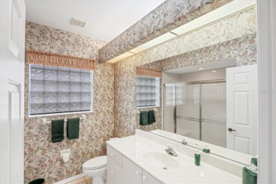 Under contract-accepting backup offers. DON'T MISS THIS DEAL on Pelican Pointe Golf and Country Club in Florida - for sale on GolfHomes.com, golf home, golf lot