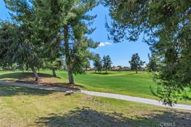 Fantastic OPPORTUNITY to own a RARE Barcelona Plan ( 2382 sq ft) on Menifee Lakes Country Club - Lakes in California - for sale on GolfHomes.com, golf home, golf lot