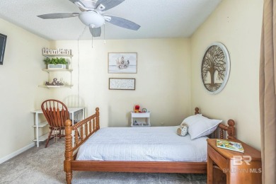 Charming Ground-Floor Condo - Fully Furnished! Priced to on Lake Forest Yacht and Country Club in Alabama - for sale on GolfHomes.com, golf home, golf lot
