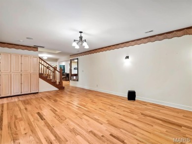 5 bedrooms, 4 bathrooms, 3 fireplaces, 2 stories,1 finished on Birch Creek Golf Club in Missouri - for sale on GolfHomes.com, golf home, golf lot
