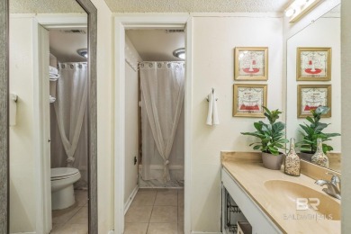Charming Ground-Floor Condo - Fully Furnished! Priced to on Lake Forest Yacht and Country Club in Alabama - for sale on GolfHomes.com, golf home, golf lot
