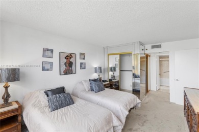 Well maintained corner unit  2  bedrooms, 2 bathrooms located in on Pembroke Lakes Golf Club in Florida - for sale on GolfHomes.com, golf home, golf lot