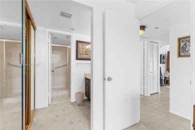 Well maintained corner unit  2  bedrooms, 2 bathrooms located in on Pembroke Lakes Golf Club in Florida - for sale on GolfHomes.com, golf home, golf lot