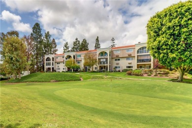 Welcome to this charming  2-bedroom, 2-bathroom condominium on Leisure Village Par 3 Golf Course in California - for sale on GolfHomes.com, golf home, golf lot
