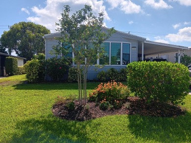 OWN YOUR LAND in this 55+ active community. This updated and on Heritage Ridge Golf Club in Florida - for sale on GolfHomes.com, golf home, golf lot