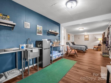 Stunning 2 bedroom/2 bathroom condo overlooking the golf course! on Rumbling Bald Resort on Lake Lure in North Carolina - for sale on GolfHomes.com, golf home, golf lot