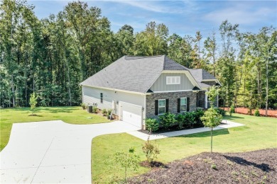 Welcome to your new HOME in Cross Creek! Purchased as brand-new on Cross Creek Plantation in South Carolina - for sale on GolfHomes.com, golf home, golf lot