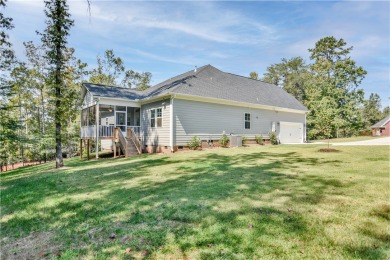 Welcome to your new HOME in Cross Creek! Purchased as brand-new on Cross Creek Plantation in South Carolina - for sale on GolfHomes.com, golf home, golf lot