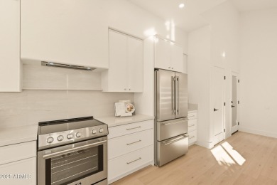 Beautifully updated 3BR/2BA townhome in the gated Stonecreek on Stonecreek Golf Club in Arizona - for sale on GolfHomes.com, golf home, golf lot