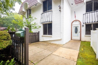Welcome to this 3-bedroom - Eaton model. So much to offer in the on Blue Ridge Golf Club in New York - for sale on GolfHomes.com, golf home, golf lot