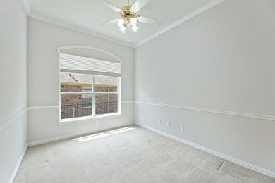 NEW PAINT: WALLS, DOORS, MOLDING & BASEBOARDS.- MOVE-IN READY on Heritage Ranch Golf and Country Club in Texas - for sale on GolfHomes.com, golf home, golf lot