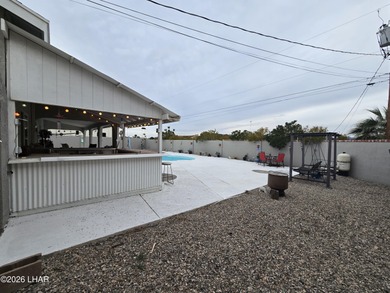 Gorgeous home in a great location with nice views and own Golf on London Bridge Golf Course in Arizona - for sale on GolfHomes.com, golf home, golf lot