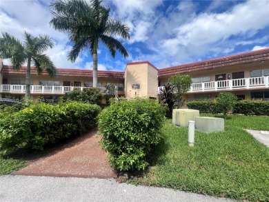 HOME SWEET HOME! Live in this Sunrise resort-like community on Sunrise Lakes Phase III in Florida - for sale on GolfHomes.com, golf home, golf lot
