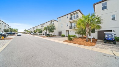 OPEN house Saturday, Jan 17, 10-12pm. Beautifully updated luxury on Seascape Golf Course in Florida - for sale on GolfHomes.com, golf home, golf lot