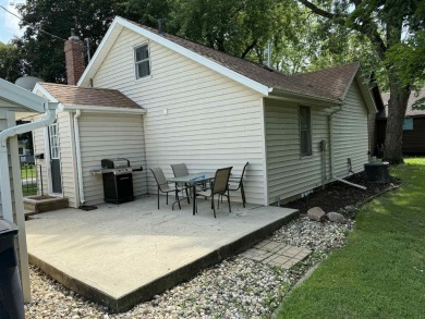 Welcome to 1020 9th Street in the heart of Sibley, Iowa -- a on Sibley Golf And Country Club in Iowa - for sale on GolfHomes.com, golf home, golf lot