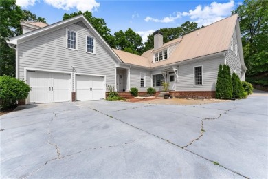 Charming Renovated Cottage in Chestatee Lake Lanier Golf on Chestatee Golf Club in Georgia - for sale on GolfHomes.com, golf home, golf lot