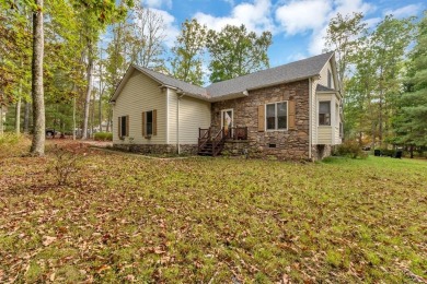 Welcome to 133 Oak Lane Villa! This impeccably maintained on Glade Springs Resort Golf Course in West Virginia - for sale on GolfHomes.com, golf home, golf lot